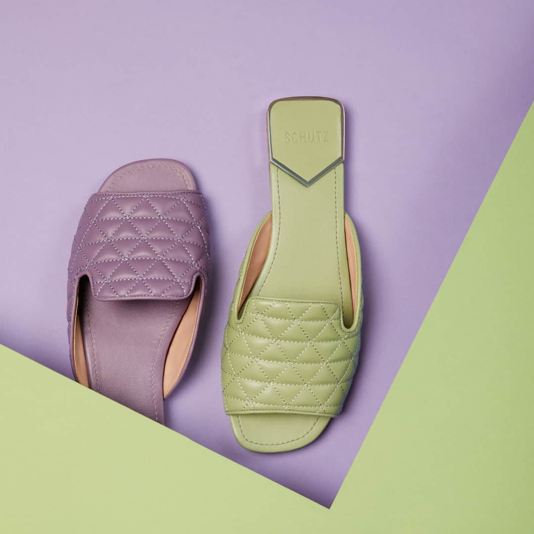 Schutzのインスタグラム：「VIOLET OR GREEN? WE CHOOSE BOTH ❤️ #newin #schutzcandy #schutzfunflats」