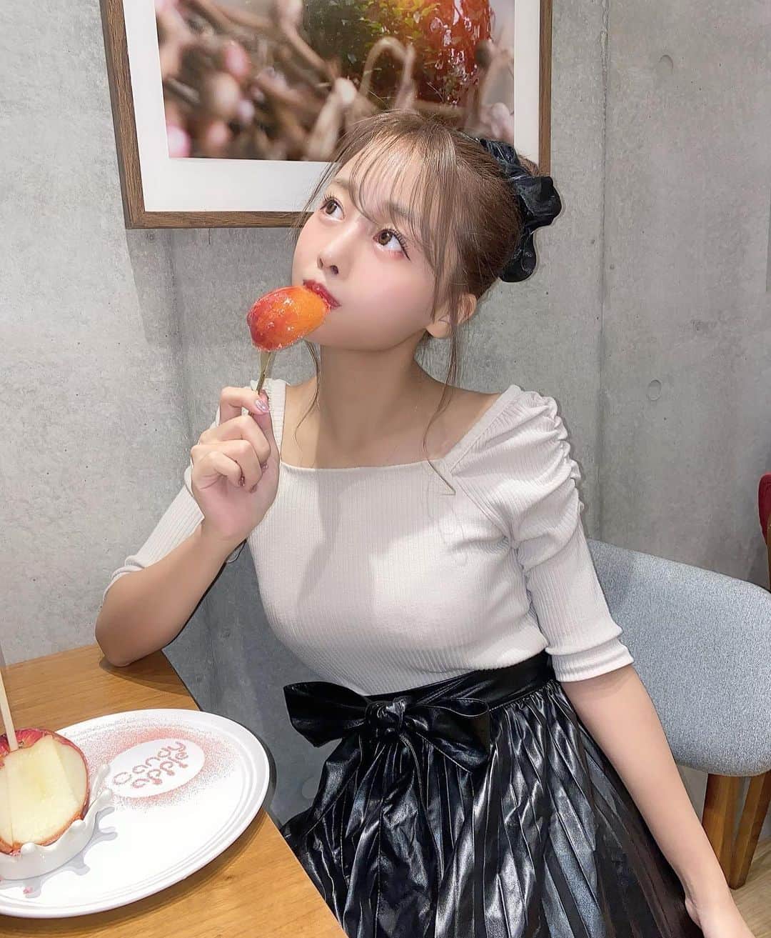 加藤ゆりなのグルメインスタ