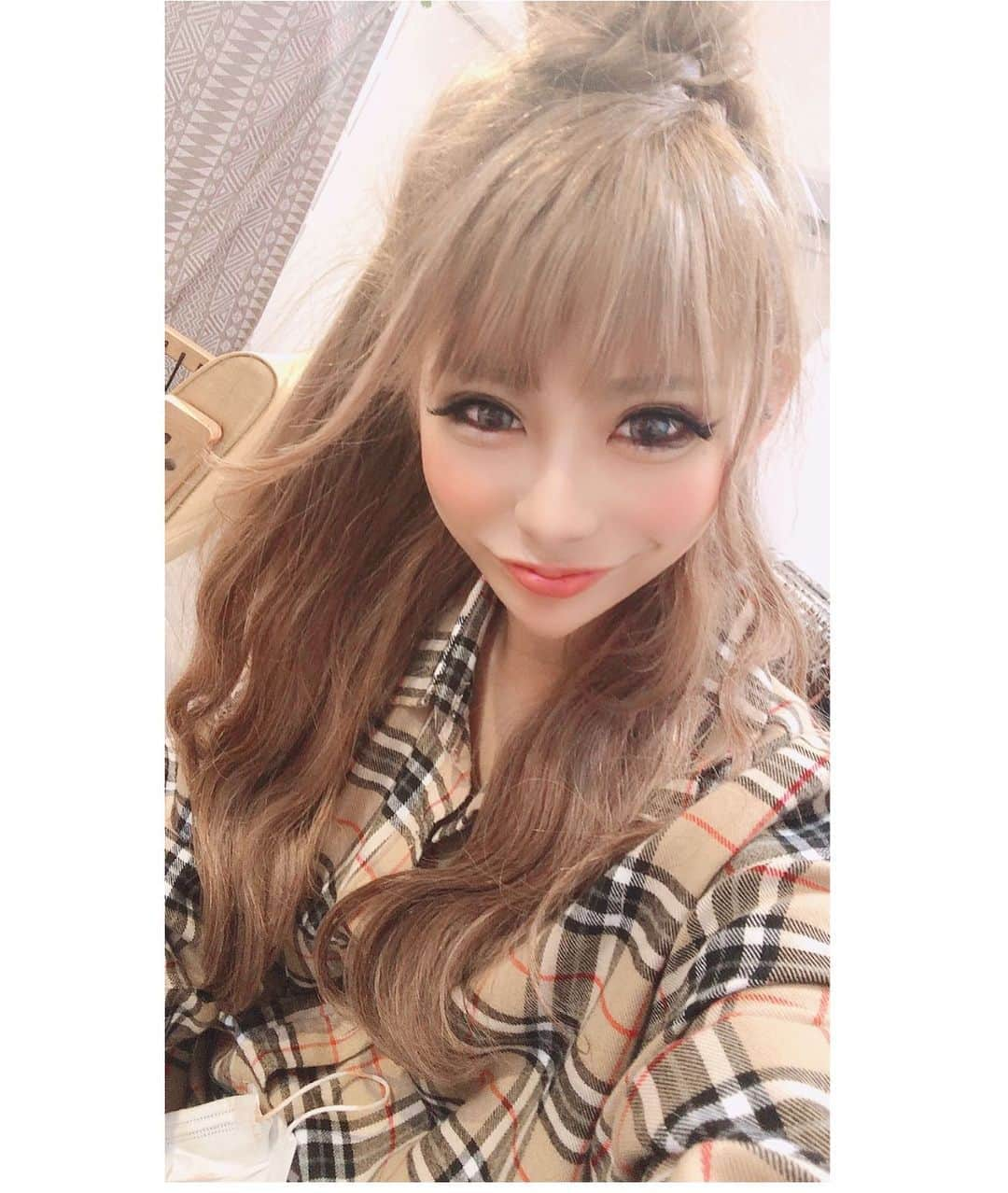 朝比奈りえさんのインスタグラム写真 - (朝比奈りえInstagram)「お休みだから ニンニク食べたる💗  #148cmの彼女 #海 #すすきの #sexy #美尻 #フィットネス女子 #prettywomandancers #コスプレマニア #広角ポートレート #歌舞伎町 #キャバクラ #キャバ嬢 #空 #名古屋錦 #ダンスショー #ショータイム #ポールダンス #プリティウーマン #prettywoman #エンジェルシャンパン #148cm #Gカップキャバ嬢 #内海 #コロナに負けるな #水着ギャル  #筋トレ #宅トレ #タンパク質 #プロテイン」9月22日 19時04分 - lie8862