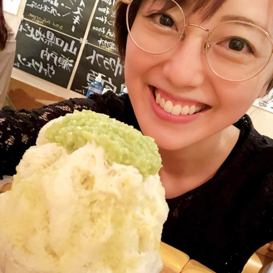 沢井美優さんのインスタグラム写真 - (沢井美優Instagram)「ずんだ好き💚﻿ めがねは伊達じゃないよ◎﻿ パソコン欲しいのだけどやはり﻿ やはり買うならMac Proかしら？﻿ 教えて✨詳しいお方〜💻﻿ ﻿ ﻿ #沢井はかき氷でできています ﻿ #沢井はかき氷です #🍧#氷女 #めがね女子﻿ ﻿ #AOさんのかき氷 #awabar さん﻿ ﻿ #かき氷 #かき氷大好き #かきごーらー ﻿ #かき氷部 #かき氷巡り #かき氷マニア﻿ #shavedice #sweets #love #yummy﻿ #かき氷は人を幸せにする #🧡﻿ ﻿ #笑顔溢れる毎日を ﻿ #あなたも #わたしも ﻿ #明日もきっと素敵な一日 ﻿ #まだ夏も感じる #🍁 #寒暖差　#🌞 #⛄️﻿ #お気をつけて #健康第一」9月22日 18時56分 - sawai_miyuu