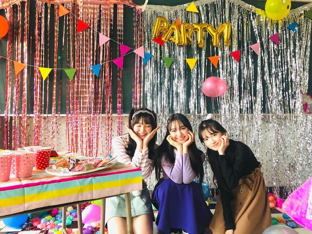 ニコ☆プチのインスタグラム：「party!!!☺︎🌈🎈 . . . #犬飼恋彩  #川合菖蒲  #桧山ありす」