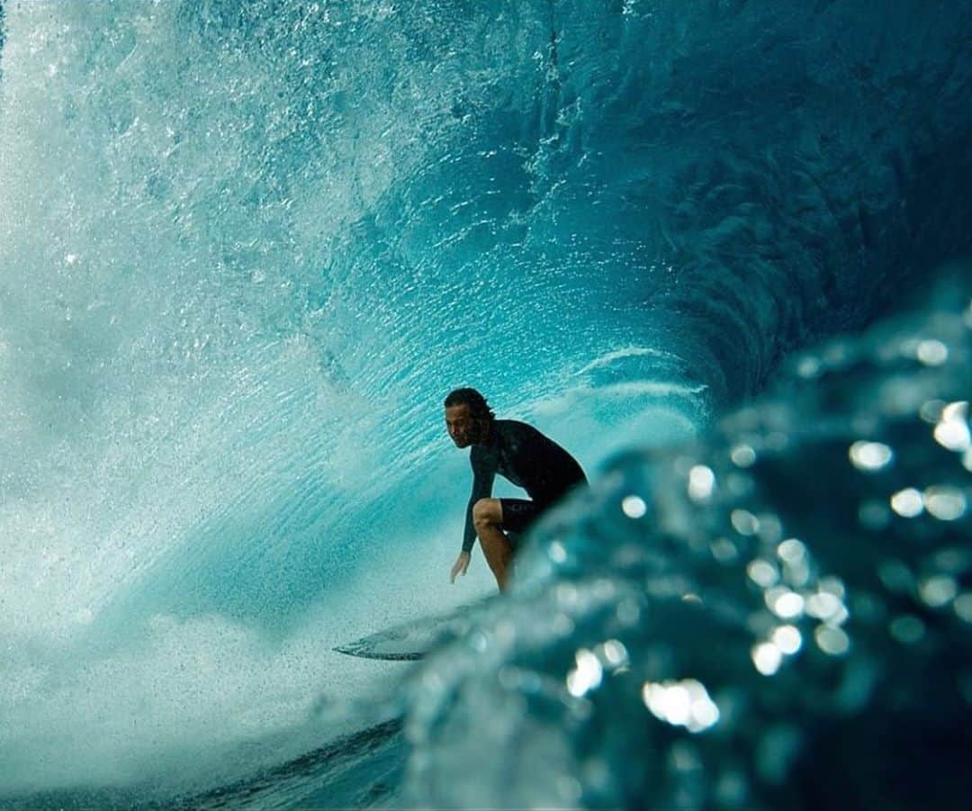ジョーディ・スミスのインスタグラム：「Tucked in with 📷 @chrisbryanfilms @oneillusa」