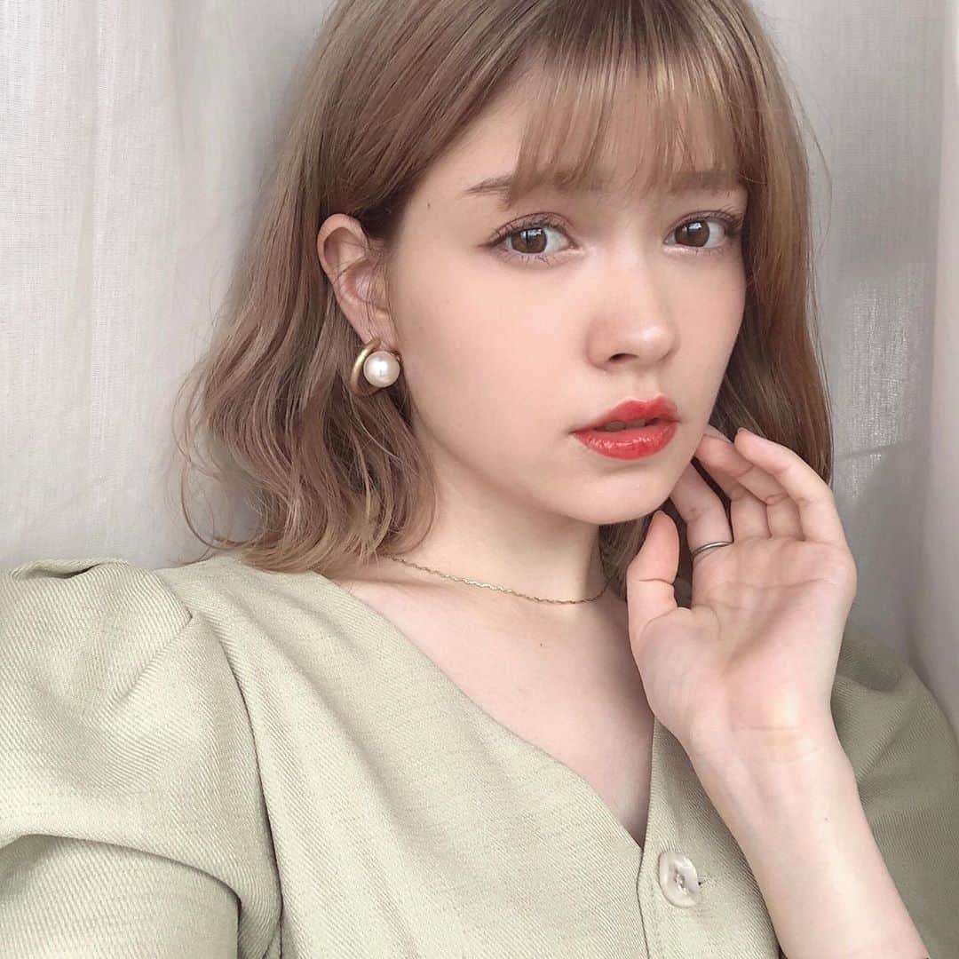 のインスタグラム：「ハイトーン好評で嬉しい〜♡  #ハイトーンカラー #ボブ」
