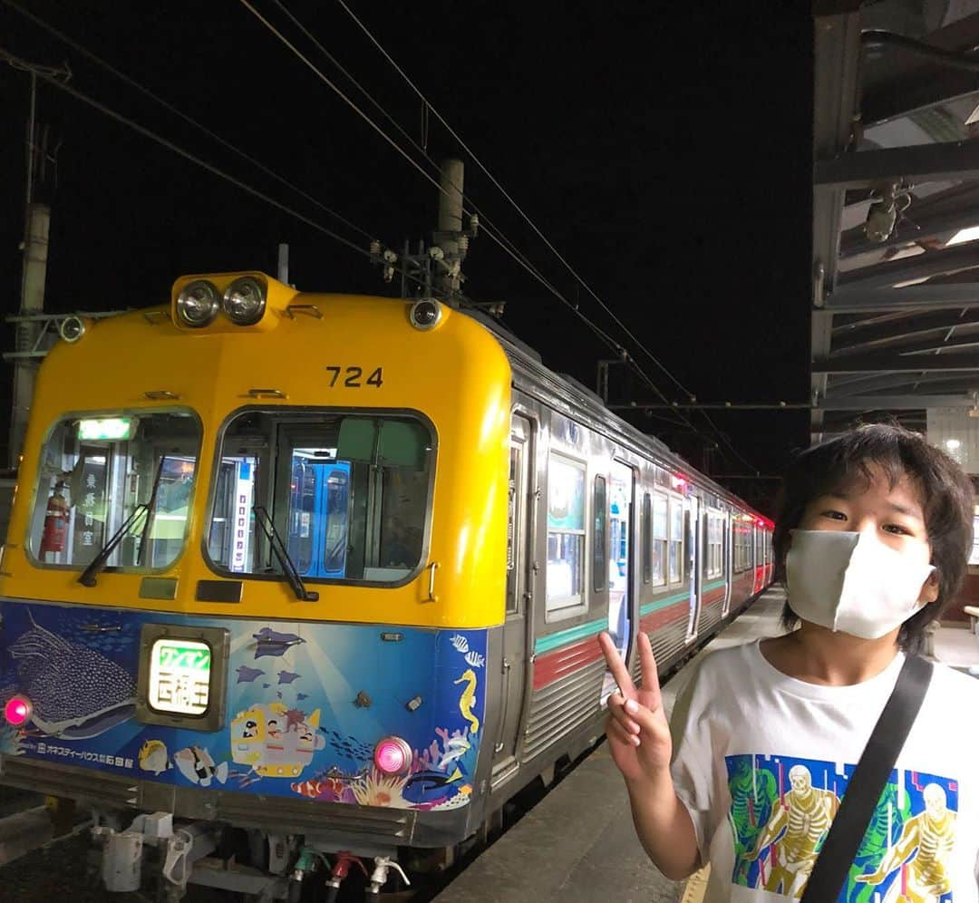 がっちゃんさんのインスタグラム写真 - (がっちゃんInstagram)「上毛電気鉄道上毛線✨ 日が暮れるのもすっかり早くなりましたね😊🍁  #赤城 #ローカル線 #鉄分補給 #japantrain #japantrip #japantravel #trainspotting #trainphotography #鉄道写真 #がっちゃん #がっちゃんねる」9月22日 20時15分 - gacchannel