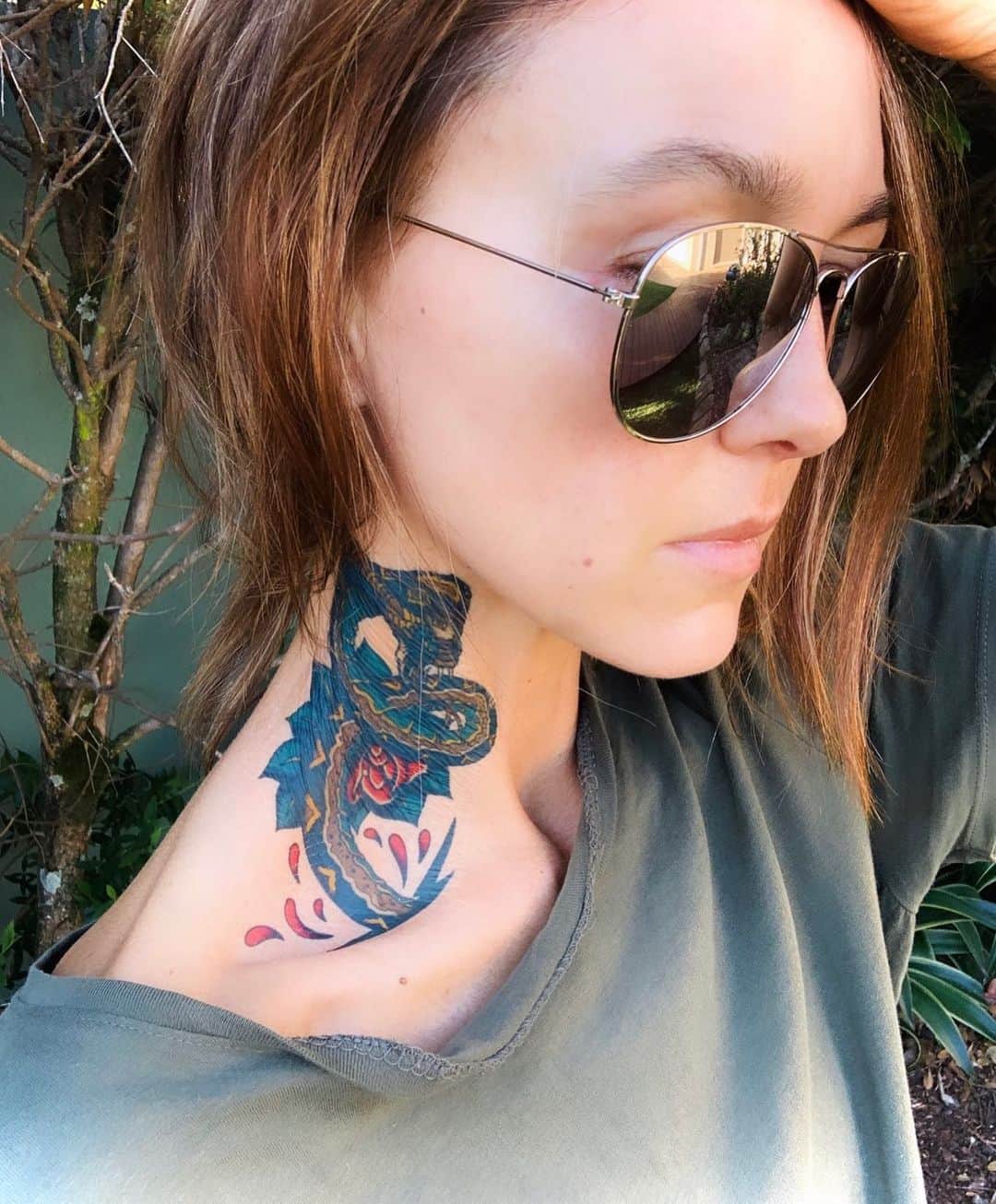 シャーニ・ヴィンソンのインスタグラム：「The girl with the dragon tattoo 🐉   #transformationtuesday #tattoo #dragonlady #tattootuesday #girlgonewild #goodgirlgonebad」