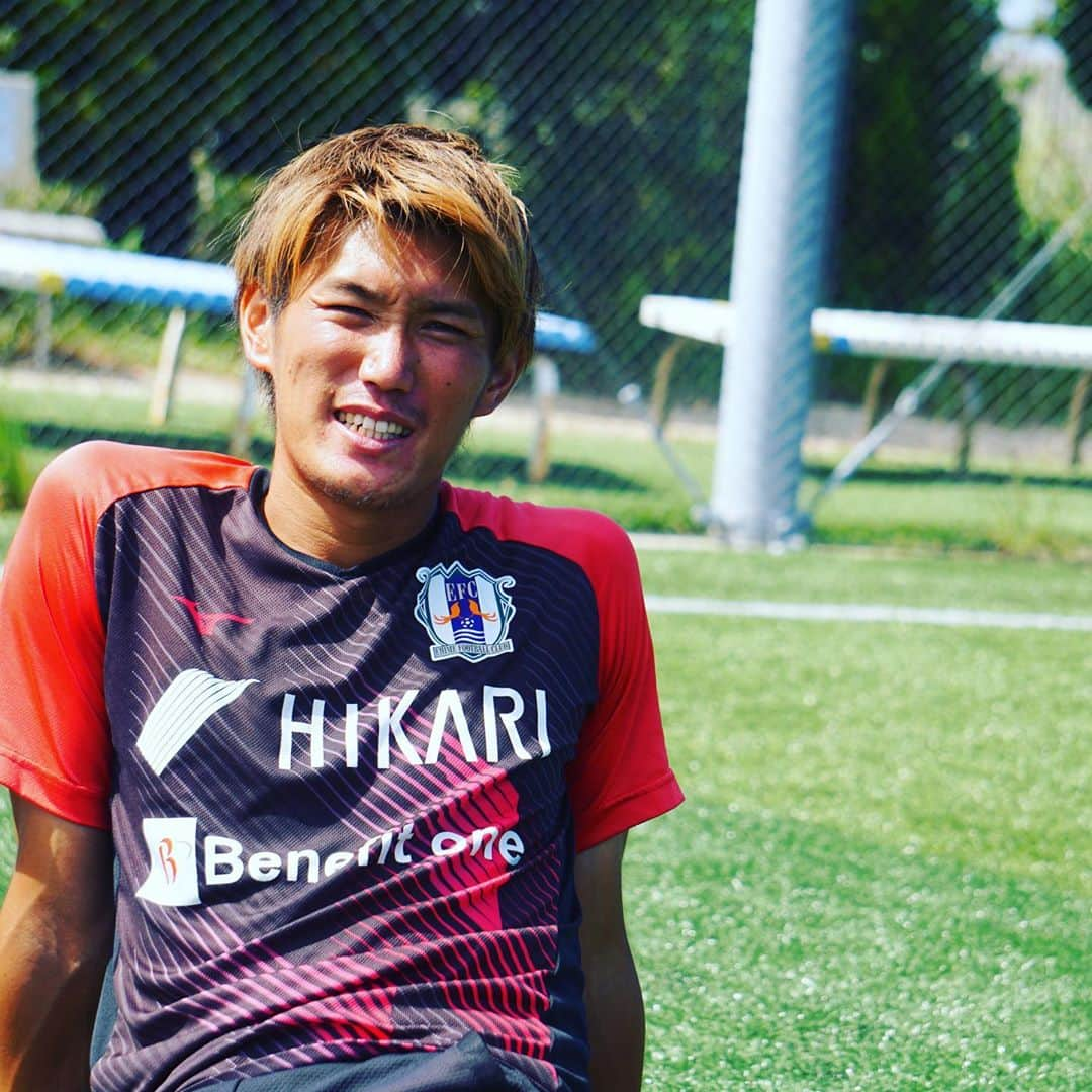 愛媛FCさんのインスタグラム写真 - (愛媛FCInstagram)「明日は #アルビレックス新潟 戦⚽️✨  🗓9月23日（水）19時00分kickoff⚽️ 🆚#アルビレックス新潟 🏟#ニンジニアスタジアム  If you obey all the rules,  you miss all the fun.  #Jリーグ #ehimefc  #ココロハトモニ12 #愛媛一丸」9月22日 13時27分 - ehimefc12