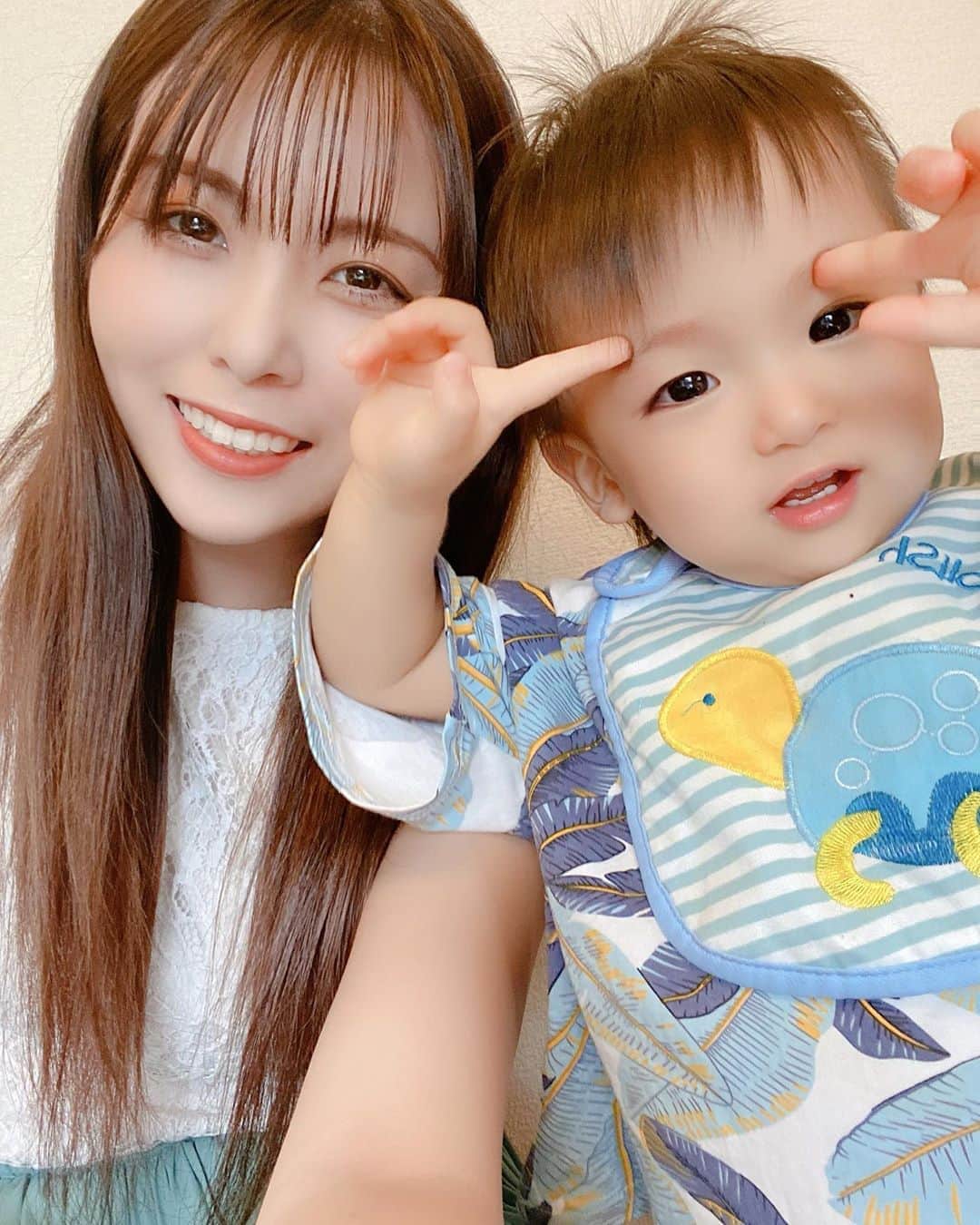 Momoeのインスタグラム：「イメチェンちゃん❤️ . .  #happy #家事 #育児 #family #家族 #boy #smile #男の子 #息子 #code #love #lucky #kids #子供 #thankyou #宝物 #ベビー #fashion #follow #心 #縁 #パパ #ママ #家族写真 #男の子ママ #赤ちゃん」