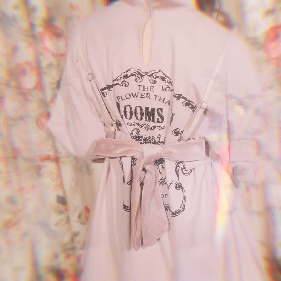 BUBBLESさんのインスタグラム写真 - (BUBBLESInstagram)「ㅤㅤㅤㅤㅤㅤㅤㅤㅤㅤㅤㅤㅤ ㅤㅤㅤㅤㅤㅤㅤㅤㅤㅤㅤㅤㅤ ☑︎ velours bustier long-tee one-piece ¥7,590 http://www.sparklingmall.jp/fs/sparklingmall/BS70439 ㅤㅤㅤㅤㅤㅤㅤㅤㅤㅤㅤㅤㅤ ______________________________________________  #bubbles #bubblestokyo #bubbles_harajuku #bubbles_shibuya #bubblessawthecity #bubbles  #new #clothing #fashion #tops  #teeshirt #onepiece #style #girly #harajuku #shibuya #newarrival  #autumn #September2020_BUBBLES」9月22日 17時01分 - bubblestokyo