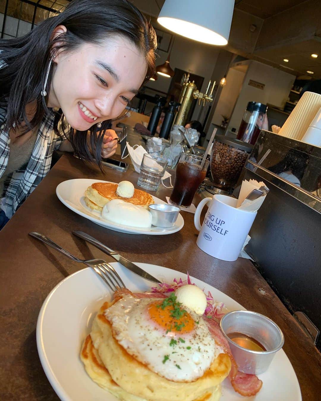 新野尾七奈さんのインスタグラム写真 - (新野尾七奈Instagram)「食べることって最高！！！」9月22日 17時09分 - nanagirl7