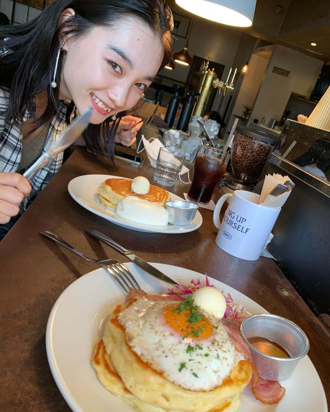 新野尾七奈さんのインスタグラム写真 - (新野尾七奈Instagram)「食べることって最高！！！」9月22日 17時09分 - nanagirl7