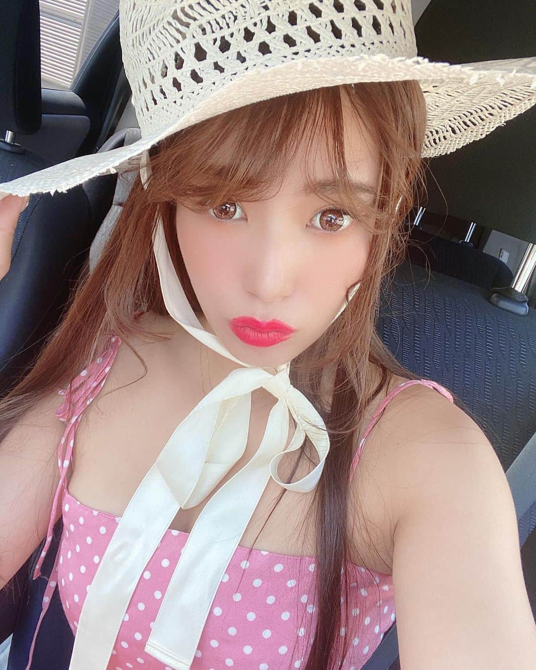 中村かなさんのインスタグラム写真 - (中村かなInstagram)「夏が終わっちゃうね🥺 毎日鳥肌立てながら夏服着てます🤧 ・ ・ ・ ・ ・ #pinkyroom #ピンキールーム #ピンキールーム名古屋  #名古屋撮影会 #撮影会　#名古屋 #igersjp #伏見駅　#pink #ピンク #ポートレート　#ポトレ部　#写真好きな人と繋がりたい #レンタルスタジオ　#nagoya #nagoyajapan  #レンタルスタジオ名古屋  #pinkroom #pinkflowers  #ファインダー越しの私の世界 #日常に魔法をかけて #一眼レフ　#一眼レフ初心者  #名古屋カメラ部　#愛知カメラ部 #tokyocameraclub #名古屋カメラガールズ #カメラ女子　#カメラ部　#写真で伝えたい私の世界」9月22日 17時36分 - k777pime