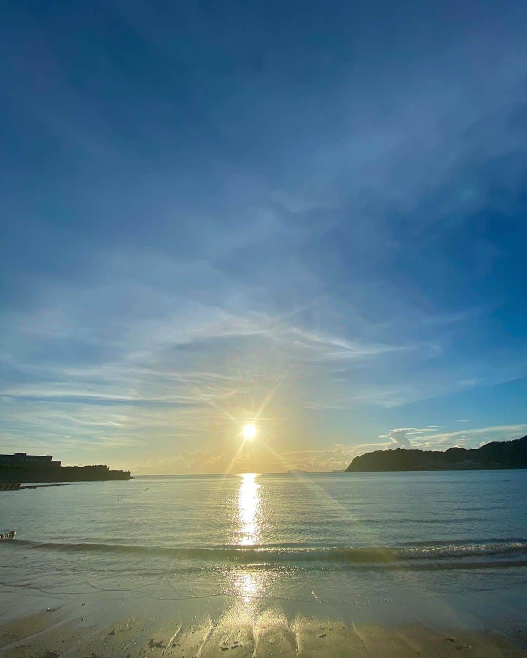 クボタマサヒコさんのインスタグラム写真 - (クボタマサヒコInstagram)「#sea #sunset #magichour #sup #goodbyesummer #mishukuweb」9月22日 17時33分 - kubota_masahiko