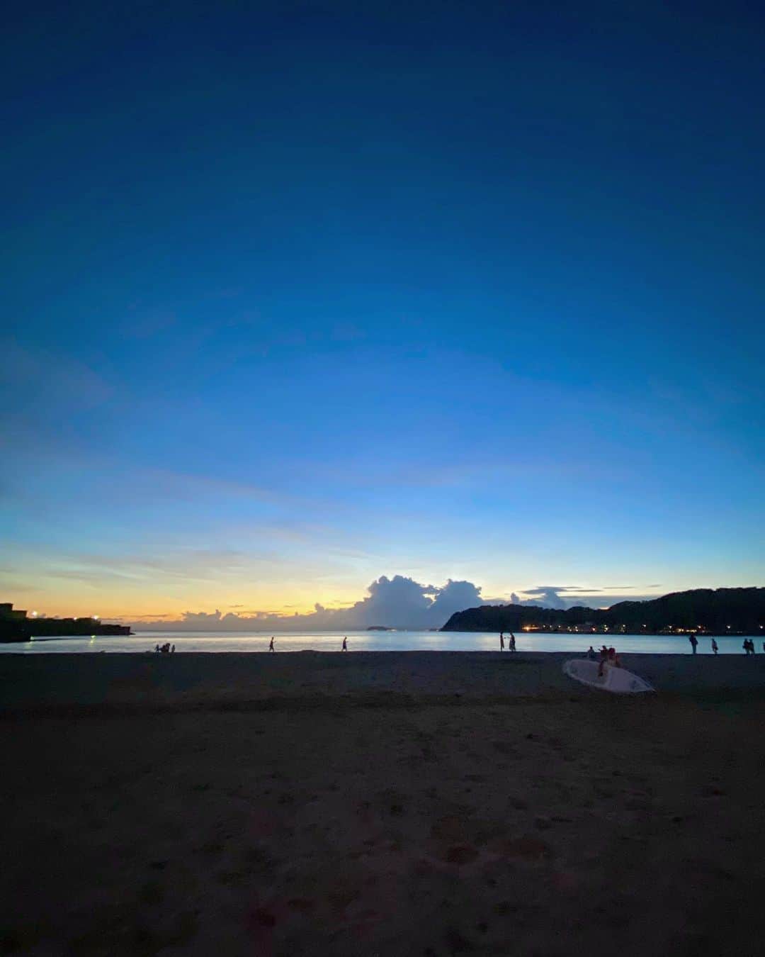 クボタマサヒコさんのインスタグラム写真 - (クボタマサヒコInstagram)「#sea #sunset #magichour #sup #goodbyesummer #mishukuweb」9月22日 17時33分 - kubota_masahiko