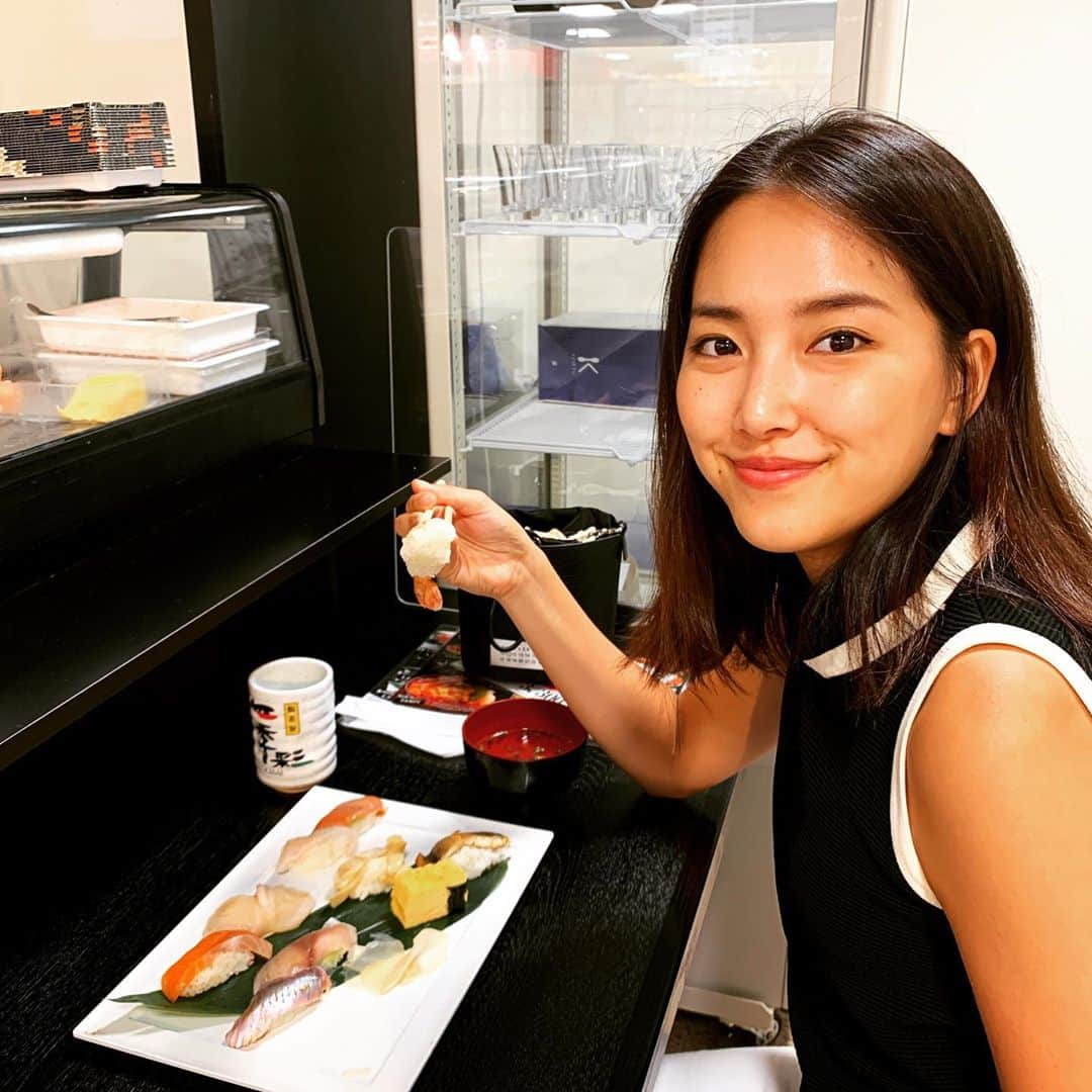 奥山春香さんのインスタグラム写真 - (奥山春香Instagram)「🍣🍣🍣」9月22日 17時44分 - corvetteharuka