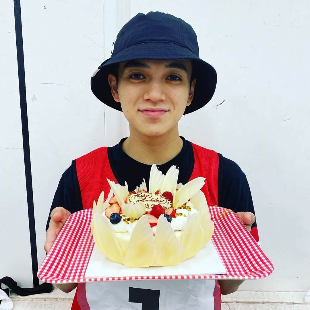 Travis Japan（トラジャ）さんのインスタグラム写真 - (Travis Japan（トラジャ）Instagram)「﻿ Happy Birthday to our dear Kaito Miyachika ﻿ ﻿ #みんな大好きリーダーTiger﻿ #最高の23歳にしてね ﻿ #happybirthday﻿ #Johnnys#TravisJapan」9月22日 21時03分 - travis_japan_official