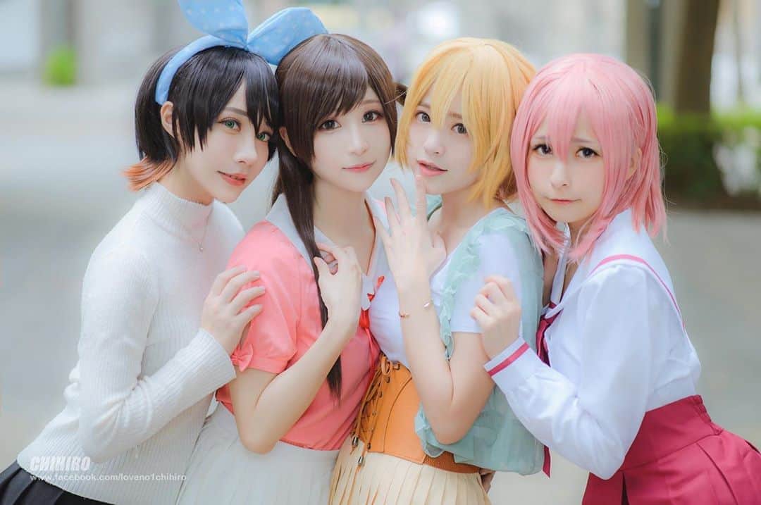 千尋のインスタグラム：「今天你要選誰呢💕 Who do you want to pick up?  謝謝泱寶揪團，好久沒有美少女團拍ㄌ 好香)))吸  水源千鶴 @shiragayanko66  七海麻美 @misa72600  更科瑠夏 @chihiro_chang  櫻澤墨 @lovemomosweet   攝影感謝 @keiphotodesign  #kanojookarishimasu #mizuharachizuru  #彼女お借りします #水原千鶴  #出租女友  #kanojookarishimasu  #kanojookarishimasucosplay #mizuharachizuru #mizuharachizurucos #cosplaygirl #更科瑠夏」