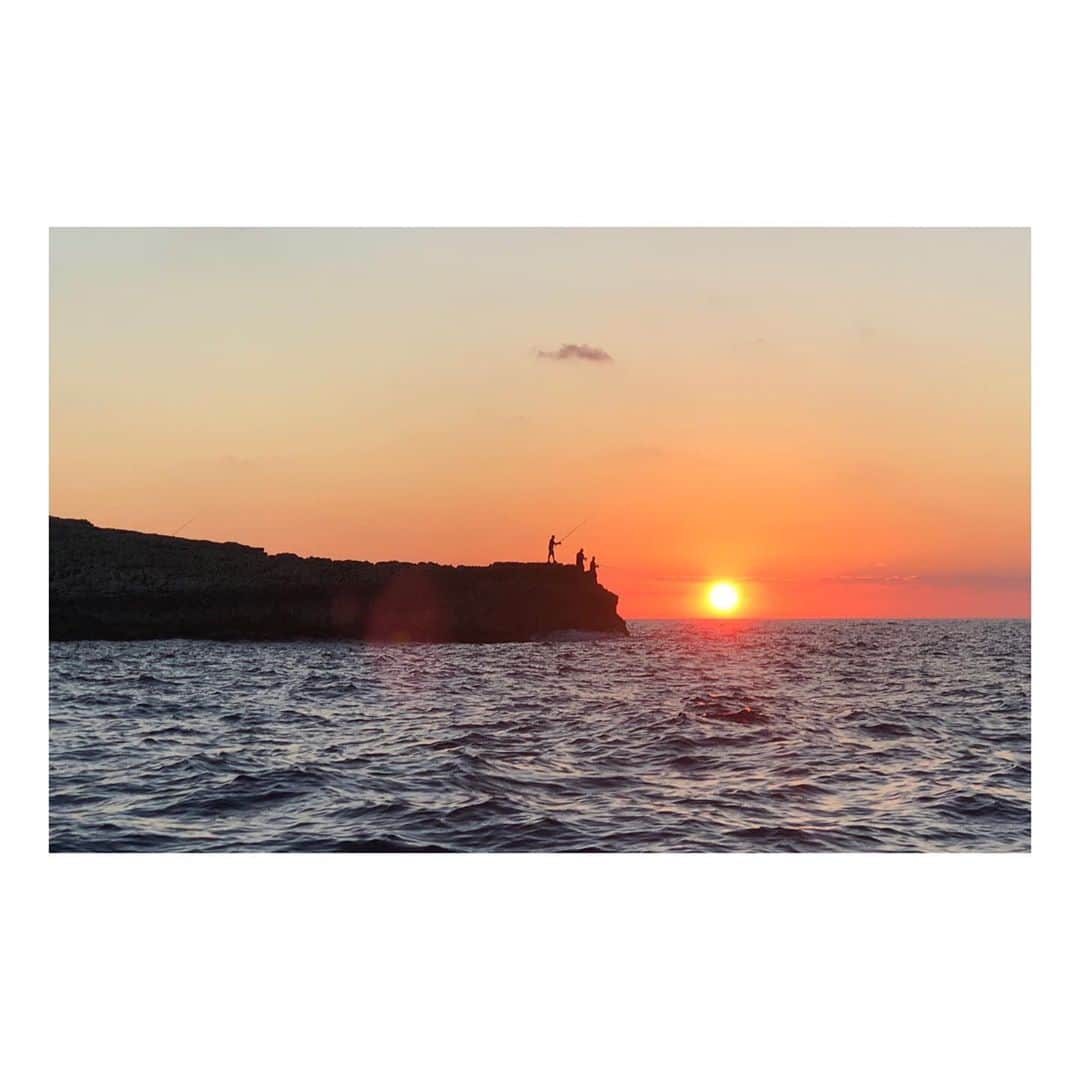 ハーミオーネ・コーフィールドのインスタグラム：「Evening catch」