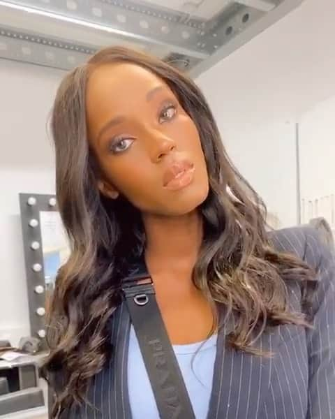 レイラ・ンダのインスタグラム：「The other me 💋💁🏾‍♀️ #barbie」