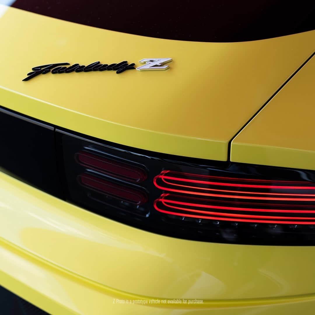 Nissan USA Official Instagram accountのインスタグラム：「A little 300ZX here… A little classic Z there… #PowerofZ」
