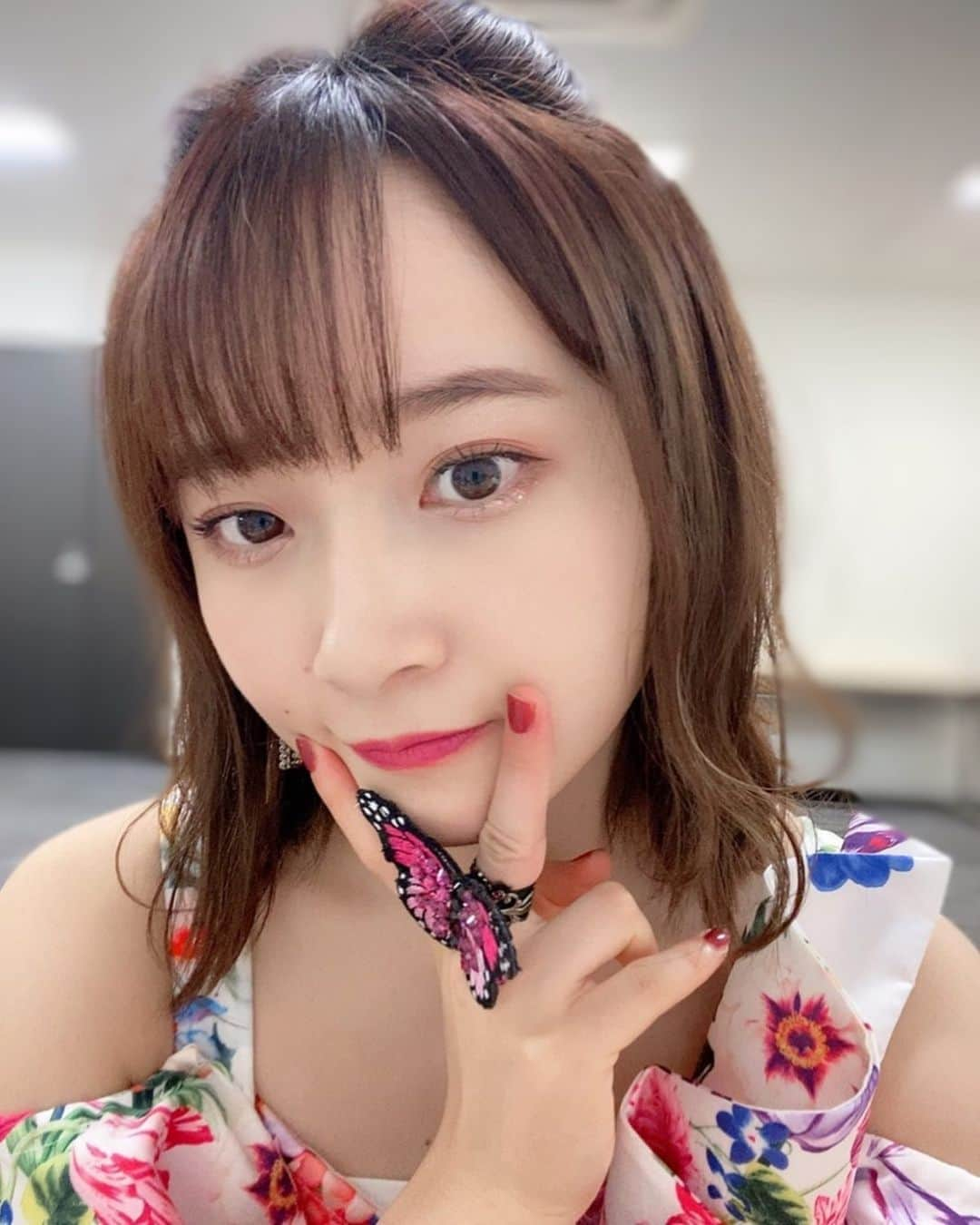 森戸知沙希さんのインスタグラム写真 - (森戸知沙希Instagram)「口角ピース✌️  　　　　　 　　　　　　 　　　　　 #morningmusume20  #モーニング娘20  #helloproject  #ピース  #個別握手会  #ありがとうございました #口角ピース #今テキトーに名付けた #笑笑」9月22日 22時10分 - chisaki__morito.official