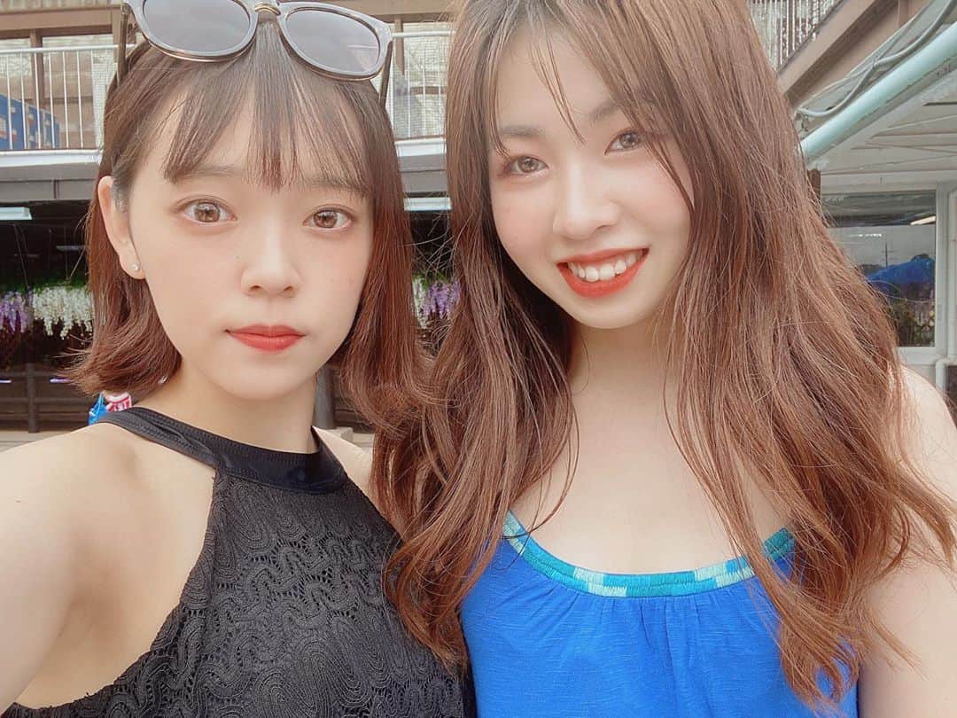 MEGのインスタグラム：「〜 𝑃𝑂𝑂𝐿 〜 ㅤㅤㅤㅤㅤㅤㅤㅤㅤㅤㅤㅤㅤ 今年は行かないと思ってたプール、急遽決まって4人で⛱小学生並みにはしゃいで、楽しかった😉 ディズニー、横浜、プールの次はどこ行くかな〜✈︎ ㅤㅤㅤㅤ #プール #サマーランド #2020」