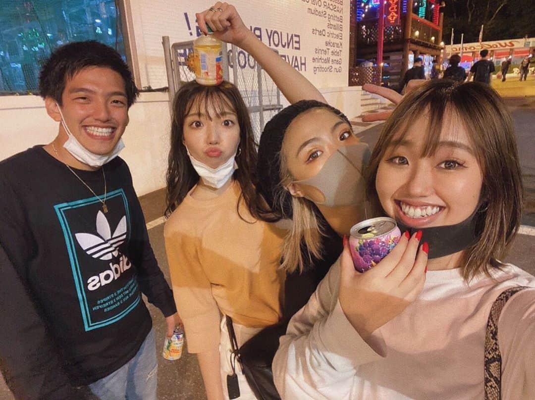 Arika Kuriharaのインスタグラム：「. Thank you🤍🤍🤍 . . いっぱい笑ったなぁ😝 . #大慶園 #千葉  #데일리코디#일상룩#뷰티스타그램#추억#내사랑 #메이크업#코스메틱#고마워요」