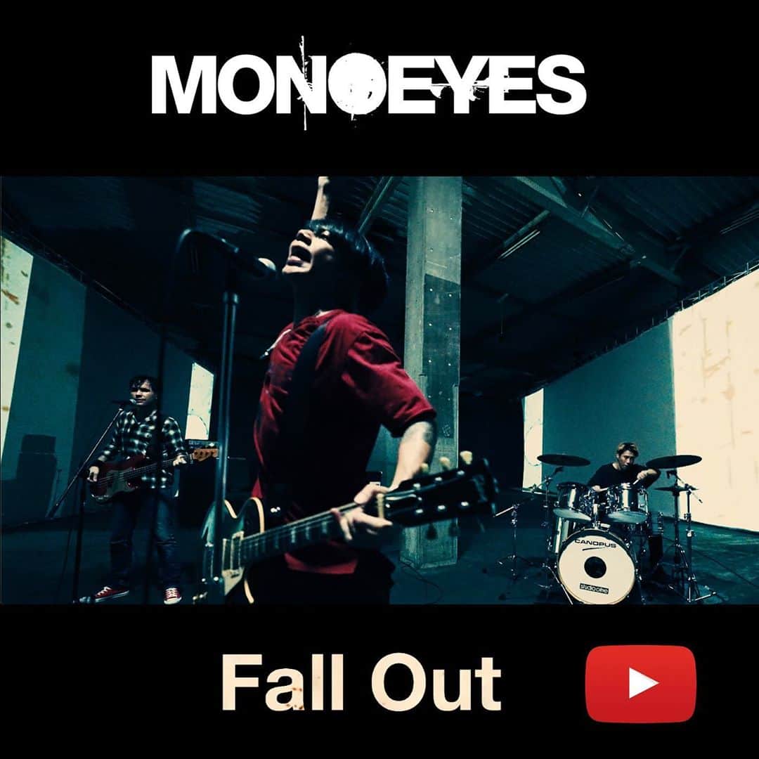 スコット・マーフィーのインスタグラム：「MONOEYES music video for our new song "Fall Out" up now   MONOEYES「Fall Out」のミュージックビデオを公開しました！3rd Full Album「Between the Black and Gray」、明日9/23（水）リリース！このあと0:00～ダウンロード配信＆ハイレゾ配信、サブスクリプション配信もスタートします。  https://youtu.be/DsSRMw9i050」