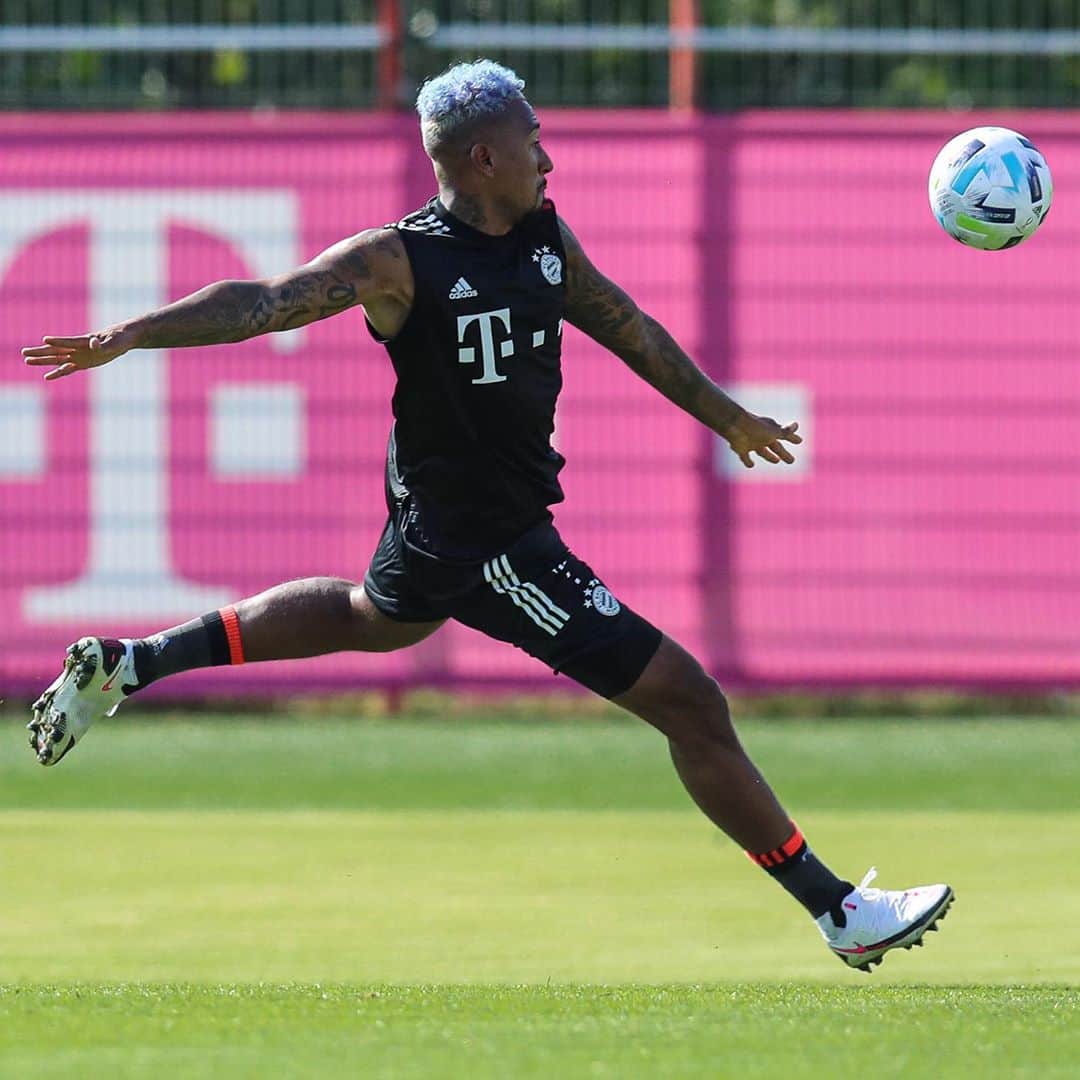 のインスタグラム：「UEFA Super Cup preparations let‘s go for the next 🏆💥」