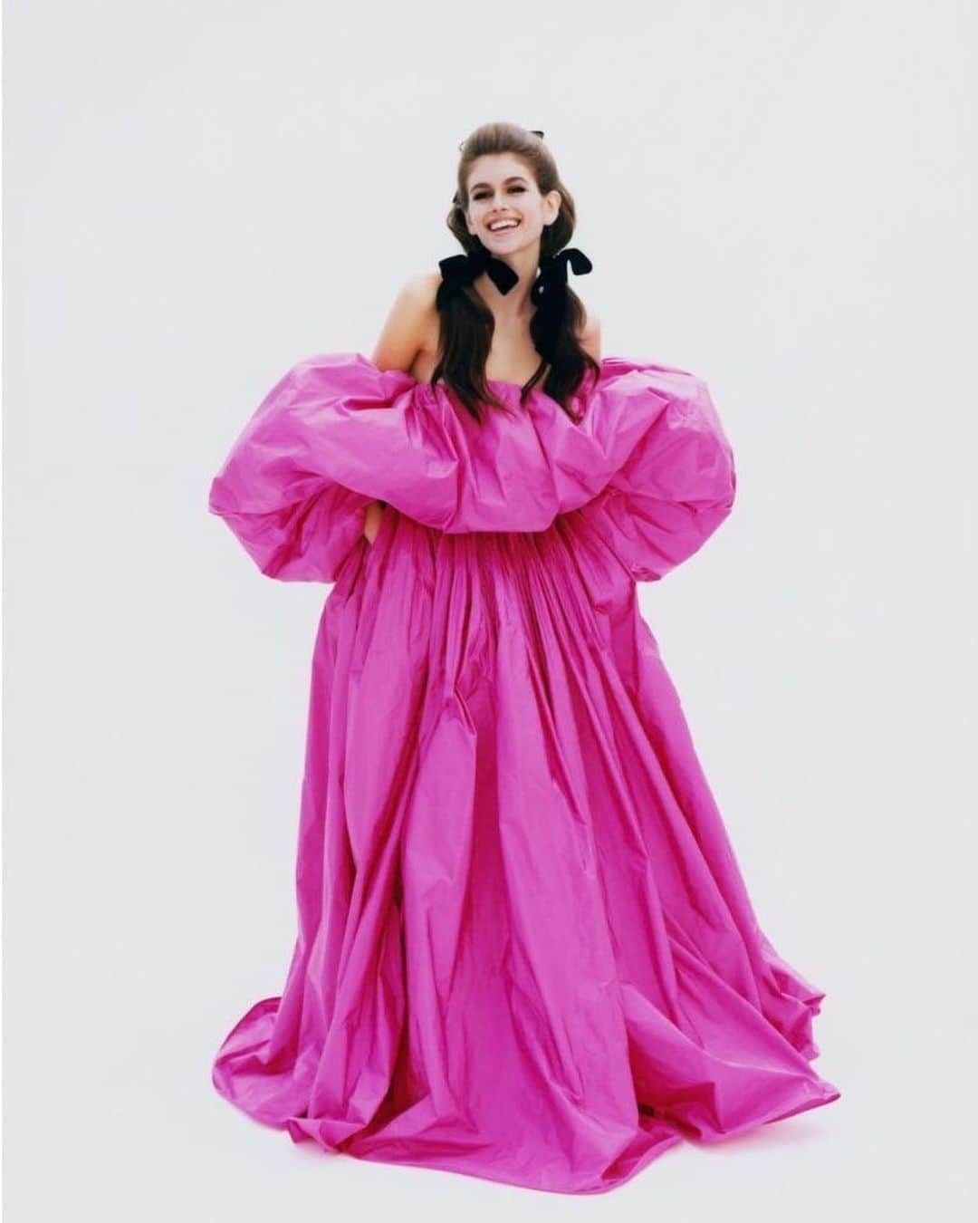 カリーヌ・ロワトフェルドのインスタグラム：「We shot @kaiagerber wearing Haute Couture looks for @CrFashionBook Issue 13. Looking forward to showing you our new issue 💕 coming very soon」
