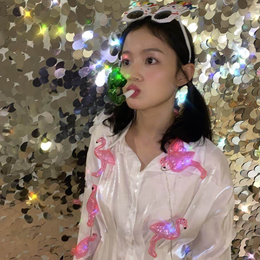 イ・ハイさんのインスタグラム写真 - (イ・ハイInstagram)「🥳」9月23日 0時02分 - leehi_hi