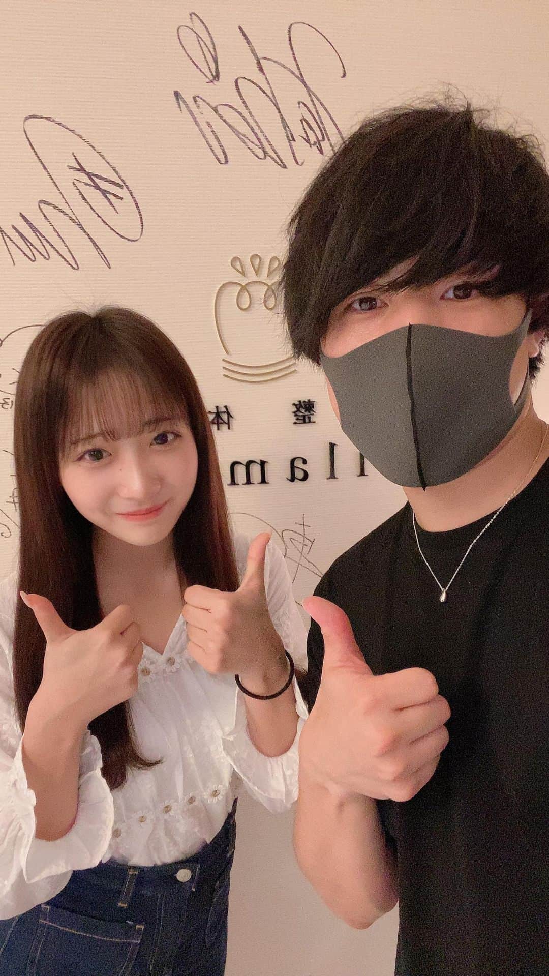 美容整体師川島さん。のインスタグラム：「東京進出🗼 . 『今日好き』のカレンちゃんと👨‍⚕️ @karen__i328  . #初リール #リール #整体 #カイロプラクティック #小顔矯正 #東京」
