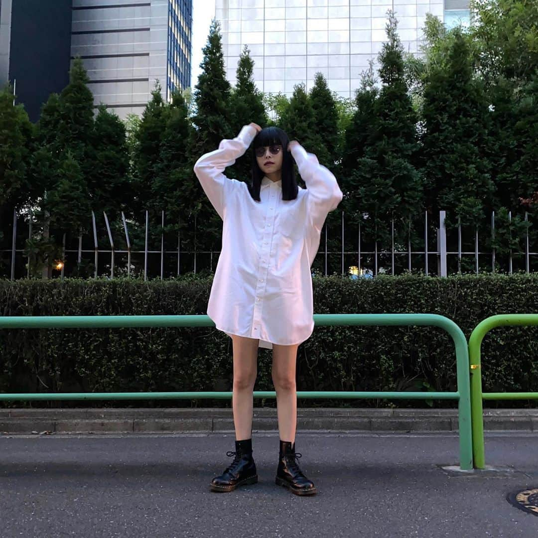 人見古都音のインスタグラム：「長袖が着れるの嬉しい~  #私服 #ootd」