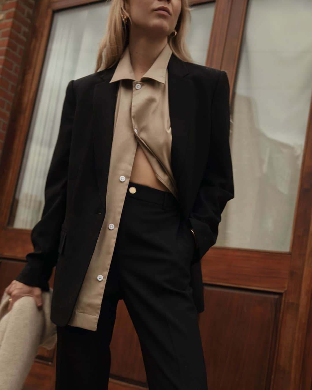 Club Monacoのインスタグラム：「Masculine meets elegant. The style combination of our dreams by @melissajanetarling #35YearsOfClub」
