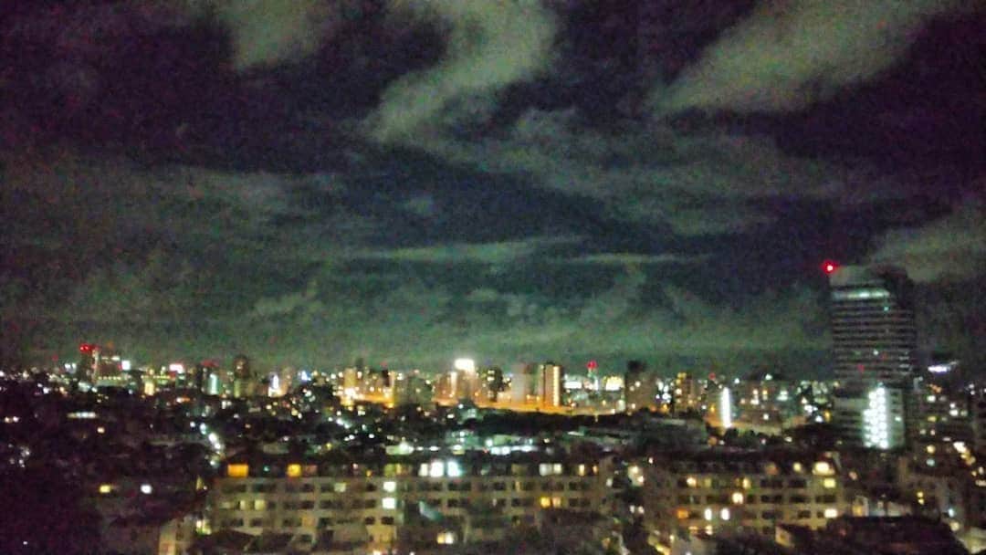 松坂南さんのインスタグラム写真 - (松坂南Instagram)「好きな夜景🌃🌉✨  #lovetheearth  #lovethesky  #tokyo」9月23日 0時57分 - minami_matsuzaka