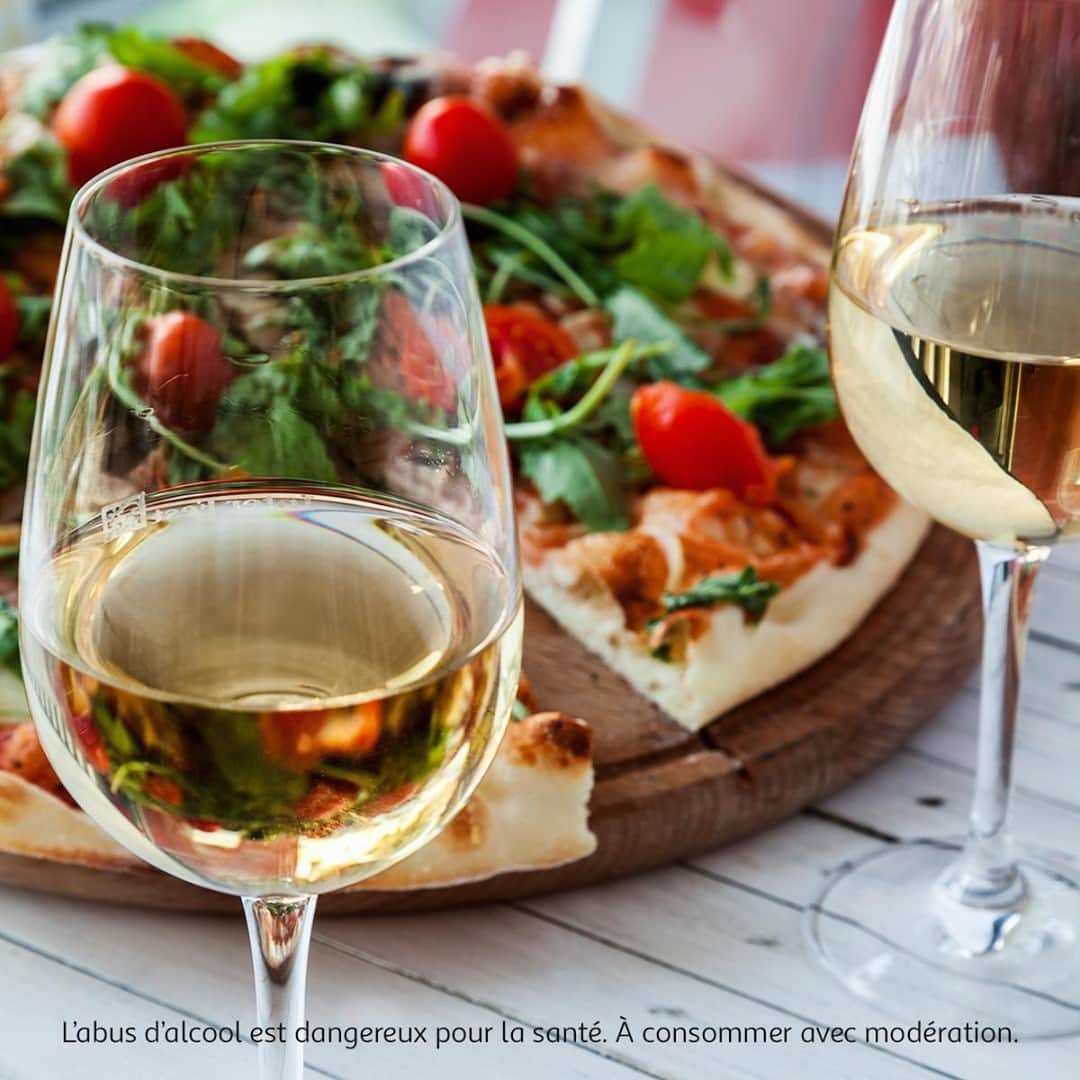 auchan_franceさんのインスタグラム写真 - (auchan_franceInstagram)「Quel vin pour accompagner votre pizza ? 🍷  #FoireAuxVins #wine #vin #fav」9月23日 1時18分 - auchan_france