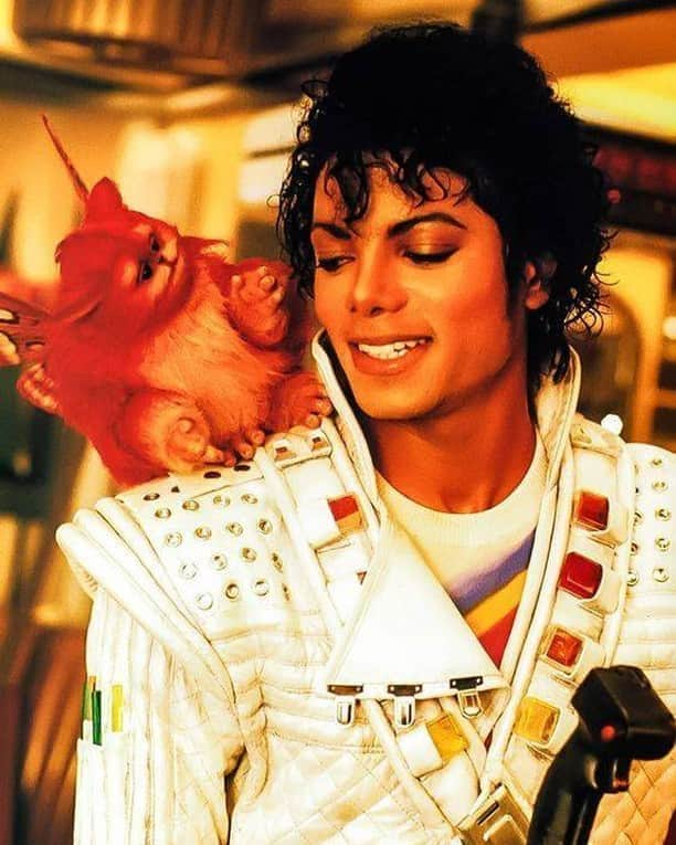 マイケル・ジャクソンさんのインスタグラム写真 - (マイケル・ジャクソンInstagram)「In September of 1986, the 4-D film Captain EO premiered at Disneyland’s Tomorrowland and Walt Disney World’s EPCOT. The immersive experience was written by George Lucas and directed by Francis Ford Coppola. The immersive experience ran at various Disney parks for 12 years before it was closed--but then was brought back in 2010 as a tribute to Michael after his passing. It was shown for the last time at EPCOT on December 6. 2015.」9月23日 1時30分 - michaeljackson