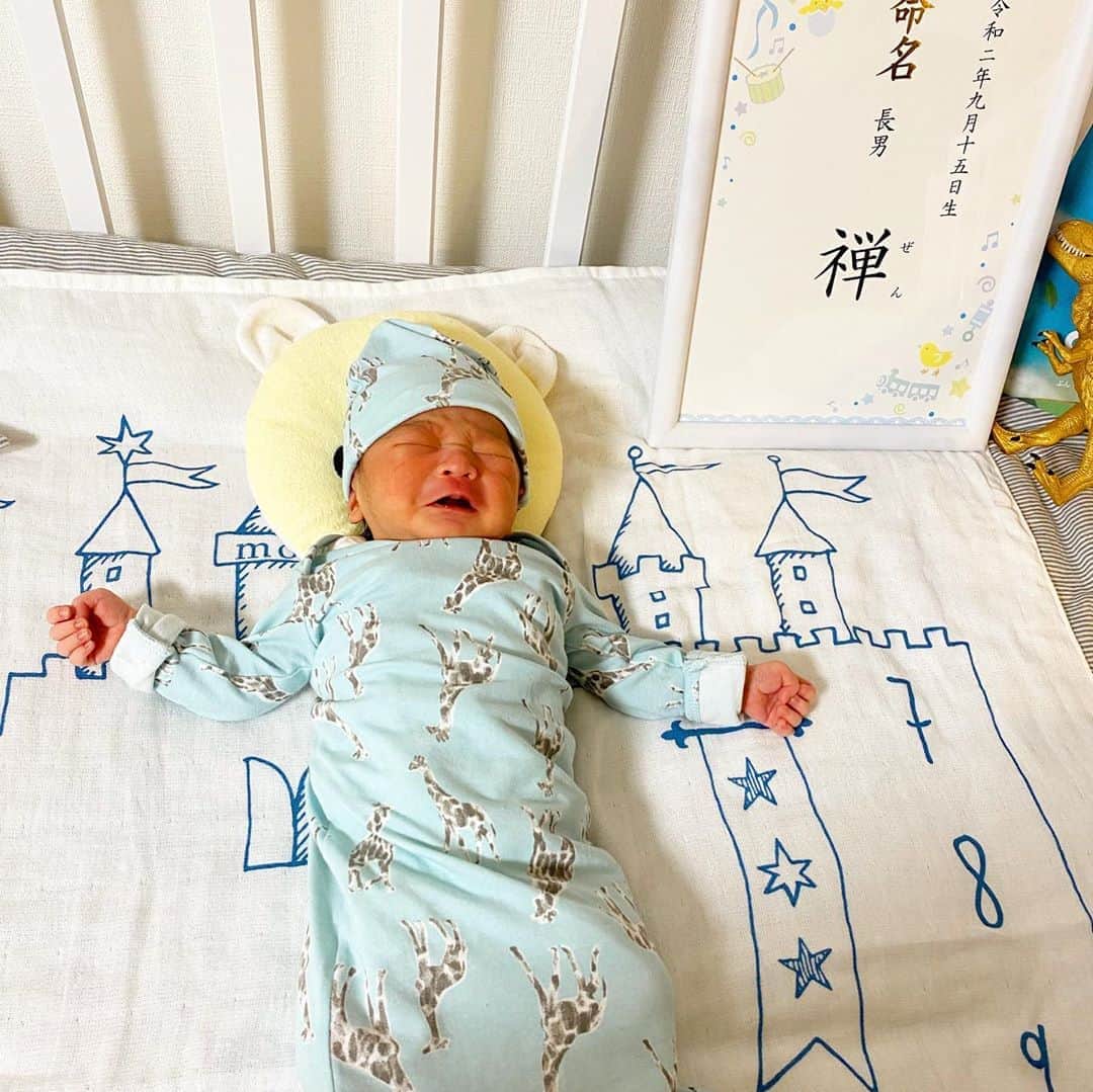 DJ JUICYさんのインスタグラム写真 - (DJ JUICYInstagram)「無事にお七夜を迎える事が出来ました🥰🎉🙌✨  名前は、、、『禅』ZENくんです👶💙  よろしくお願いします🤗✨  #お七夜 #命名式 #息子 #赤ちゃんのいる生活」9月23日 2時15分 - dj_juicy0912