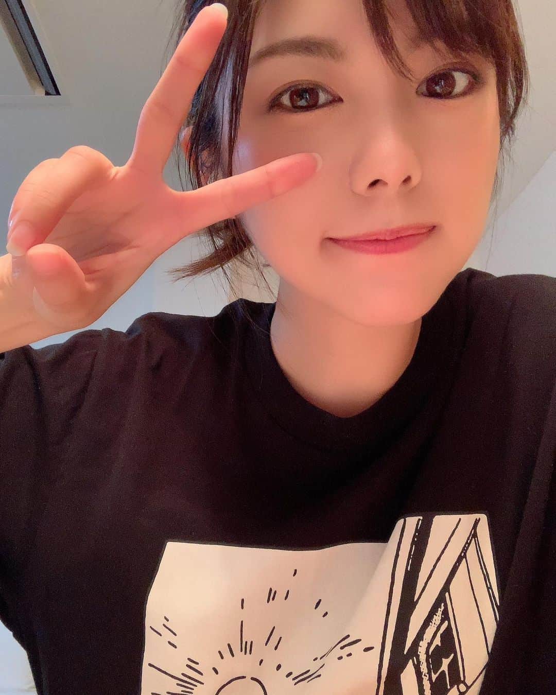 熊林保奈美のインスタグラム：「* . 日付け変わったから あと2回寝たら十勝✈️ おやすみ😴 . . #埼玉トヨペットサポーターズ #レースクイーン #RQ #熊林保奈美 #道産子 #Japanesegirl #paddokgirls #pitgirl #instalike #맞팔」