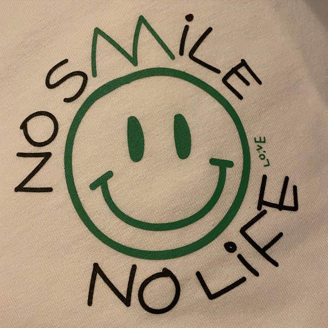 キム・ソラのインスタグラム：「씨익😊  #smile」