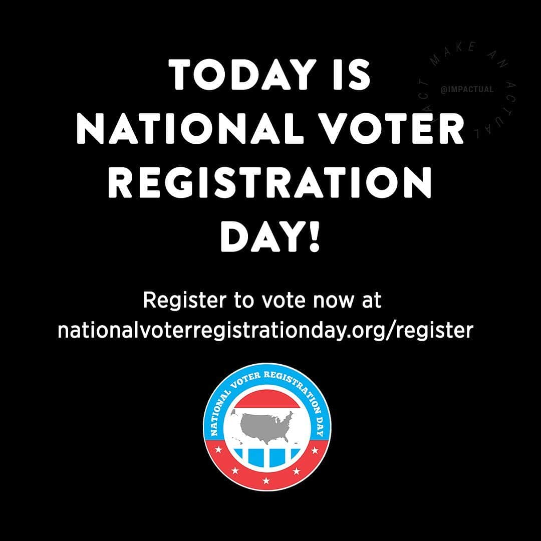 デミ・ロヴァートさんのインスタグラム写真 - (デミ・ロヴァートInstagram)「It’s #NationalVoterRegistrationDay 🎉🗳🇺🇸❤️ It’ll take less than 2 minutes. Register RIGHT NOW at NationalVoterRegistrationDay.org」9月23日 2時48分 - ddlovato