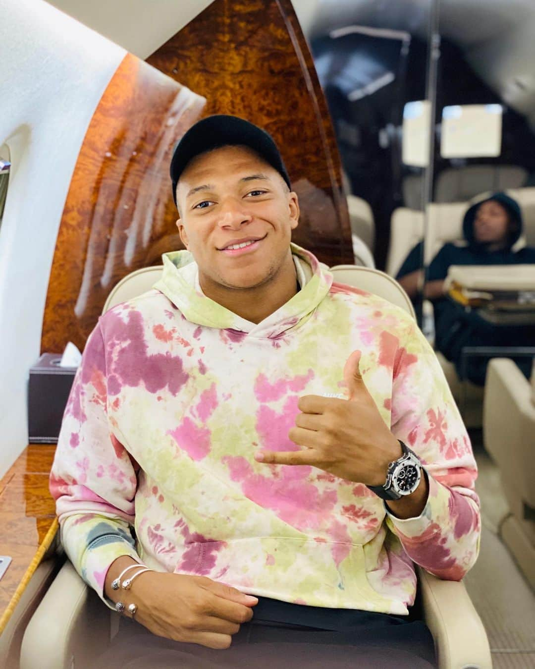 キリアン・エムバペさんのインスタグラム写真 - (キリアン・エムバペInstagram)「🛩😁...」9月23日 3時13分 - k.mbappe