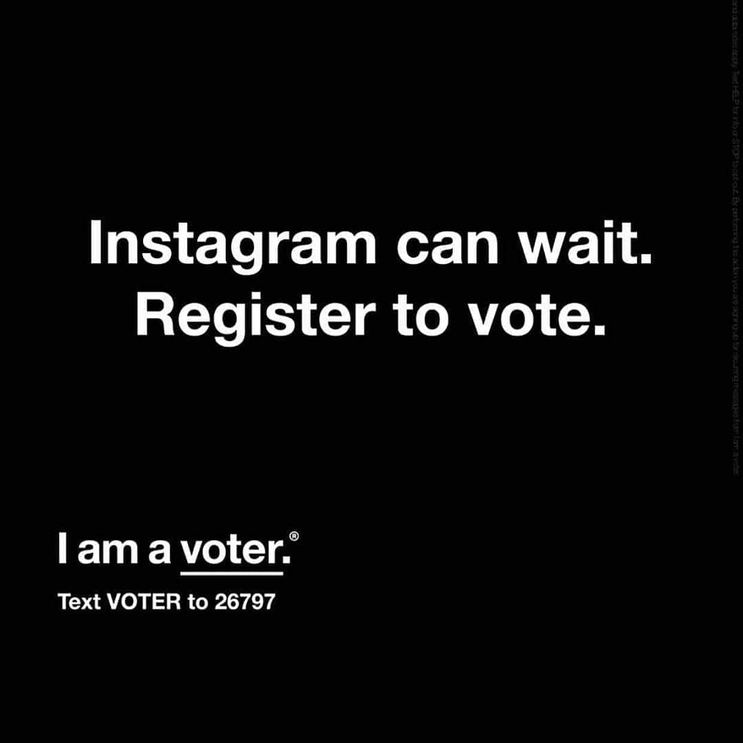 キャンディス・アッコラさんのインスタグラム写真 - (キャンディス・アッコラInstagram)「Make sure you’re registered! Early Mail in Voting has begun in a number of states! #vote #iamavoter」9月23日 3時53分 - candiceking