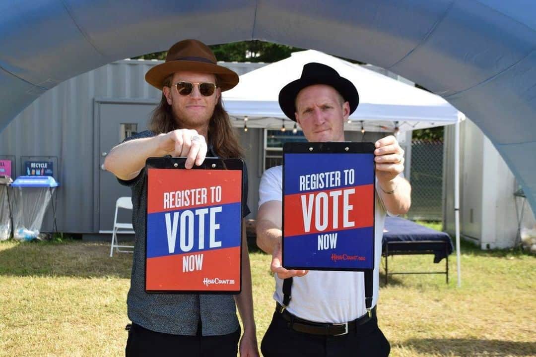 The Lumineersさんのインスタグラム写真 - (The LumineersInstagram)「Today is #NationalVoterRegistrationDay and we want to make sure you guys are registered for the upcoming election. You have a right to vote and this election, let’s make sure we exercise that right. Register to vote or verify your status by texting VOTER to 40649 or heading to the link in our bio. Comment #VoteReady when you’re done!」9月23日 4時01分 - thelumineers