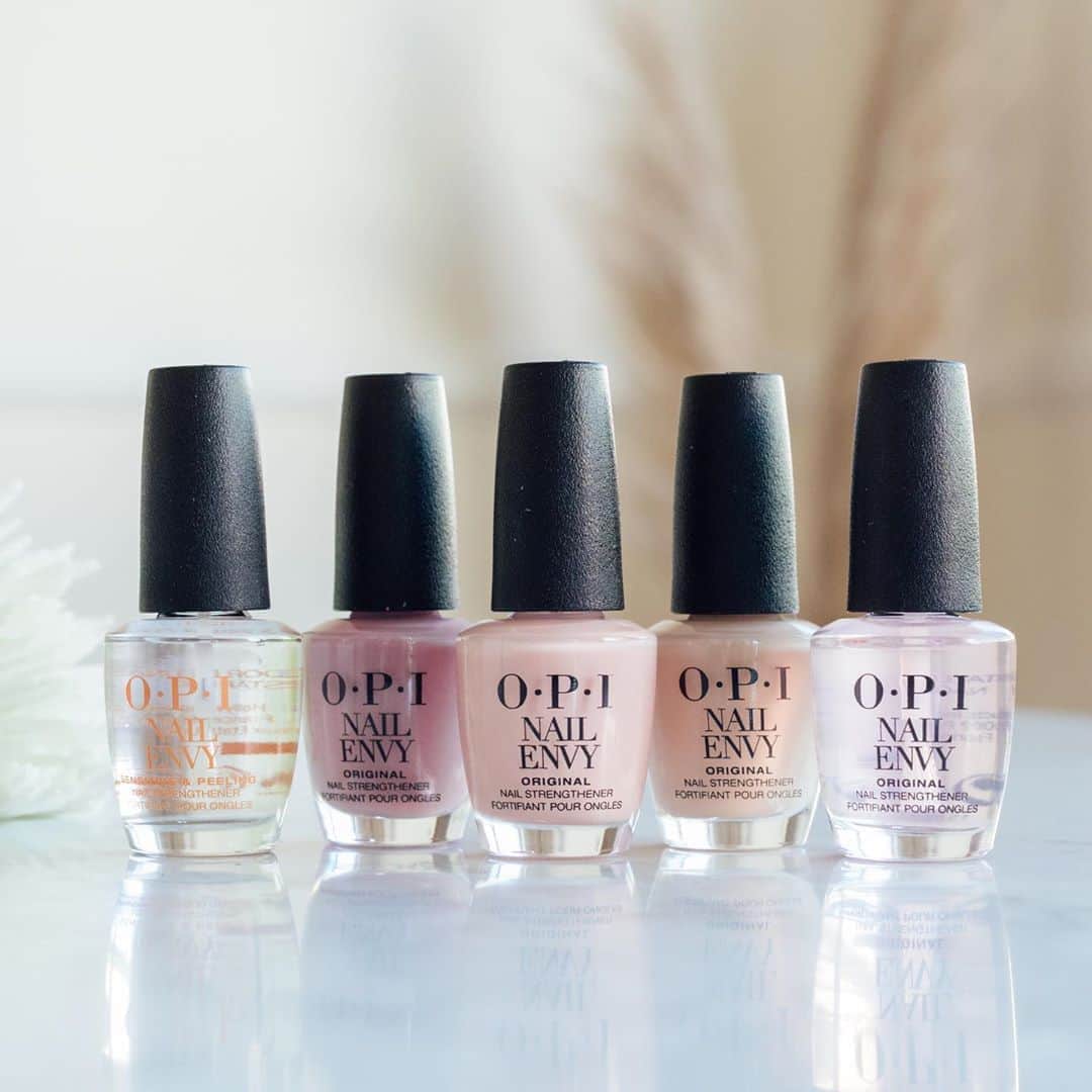 OPIさんのインスタグラム写真 - (OPIInstagram)「Nail care is self-care. 🧖‍♀️Turn to #OPINailEnvy treatments and strengtheners for beautiful, healthy and #StrongNails. Explore all more via the #linkinbio   #HealthyNails #OPIPro #NailCare #SelfCare #BaseCoat #OPIObsessed #ManiMantra #ManiPedi #DIYNails #NailsAtHome」9月23日 4時07分 - opi