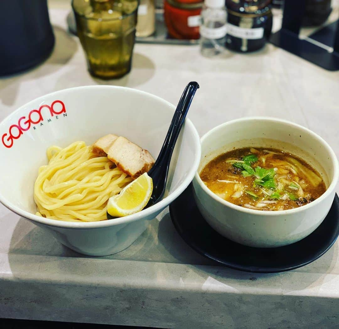 浅田斉吾さんのインスタグラム写真 - (浅田斉吾Instagram)「至福の一杯頂きます！  #GAGANAラーメン #ラーメン #ガガナラーメン #渋谷 #ホルモンつけ麺」9月23日 13時45分 - seigo_theninja