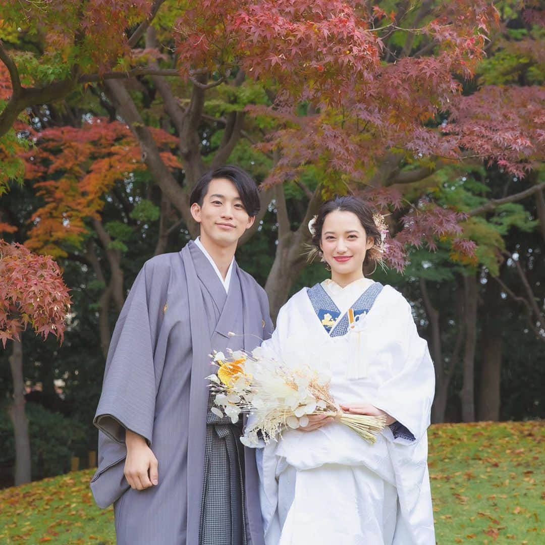 CLAIREのインスタグラム：「紅葉ロケーション撮影ご予約受付中🍁 ・ @clairebridalstudio」