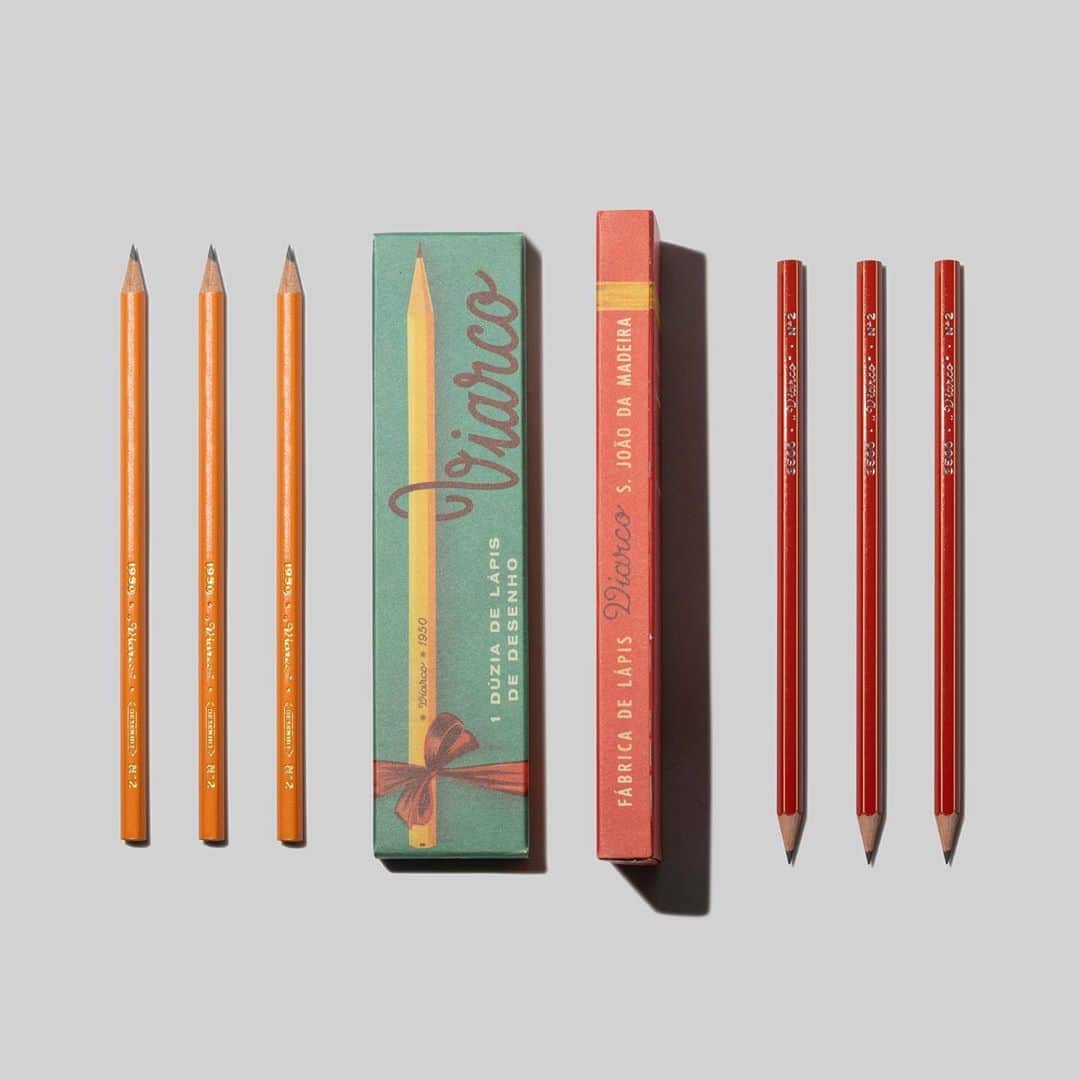 TOOLS to LIVEBY / 禮拜文房具のインスタグラム：「. 台北樂利與高雄駁二店現在改為週一、二公休，週三開始營業，趁著一年之中難得短暫的怡人氣溫，有空來逛逛！」