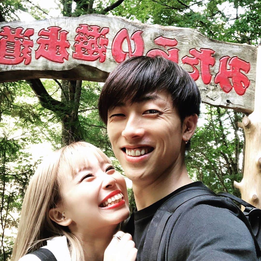 BLADeのインスタグラム：「現実逃避の為 大自然へ。  みたらい渓谷ハイキング してきました。 合計10キロは歩いていい運動できました。 とりあえず川が綺麗くて 山の中はもののけの世界だし 終始テンションあがる旅でした。  ヤンキーいなくてよかったー笑  #みたらい渓谷ハイキング  #みたらい渓谷 #天川村」