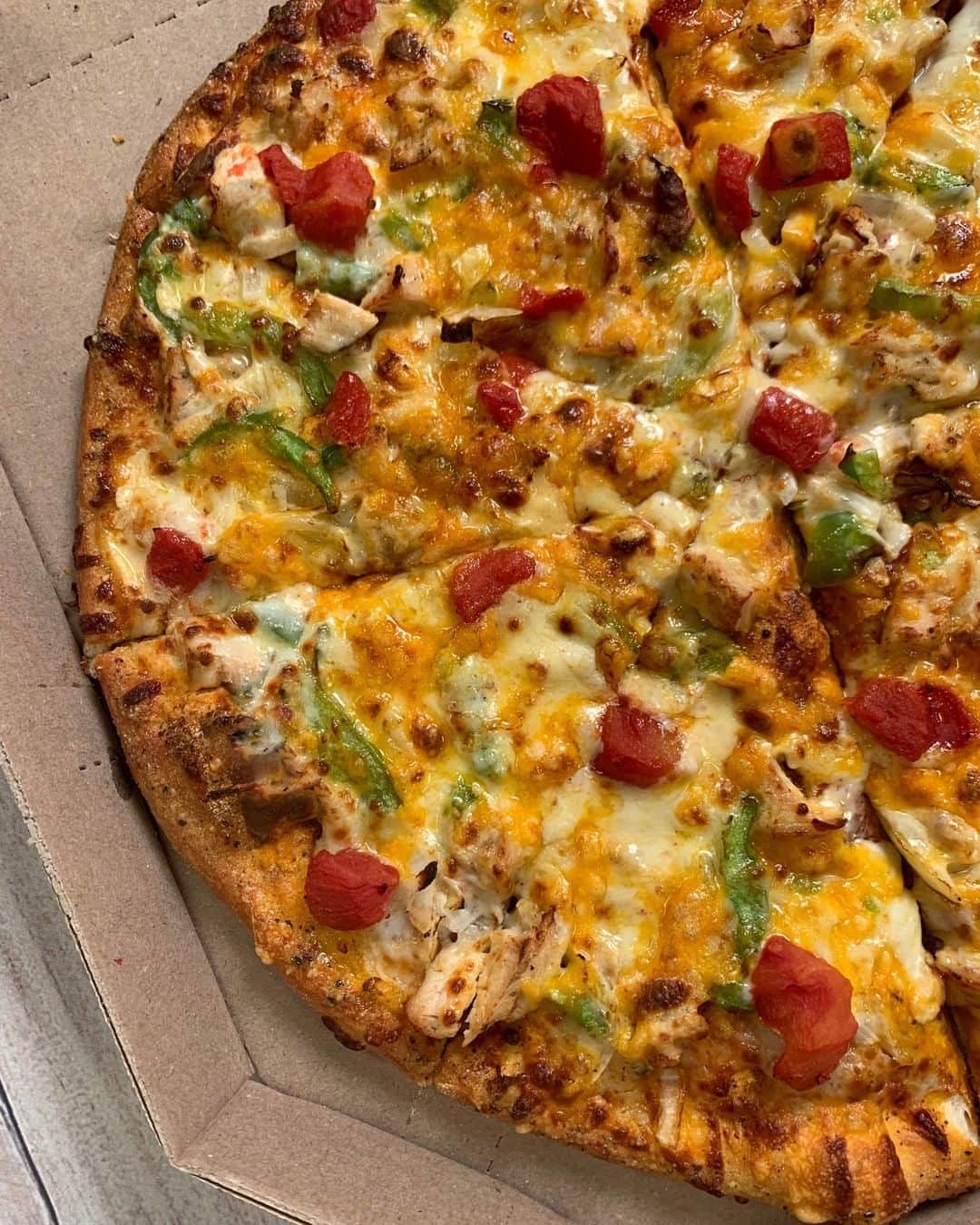 Domino's Pizzaさんのインスタグラム写真 - (Domino's PizzaInstagram)「❤️ if you AGREE that Taco Tuesday never looked so “slice.” 🌮」9月23日 6時18分 - dominos