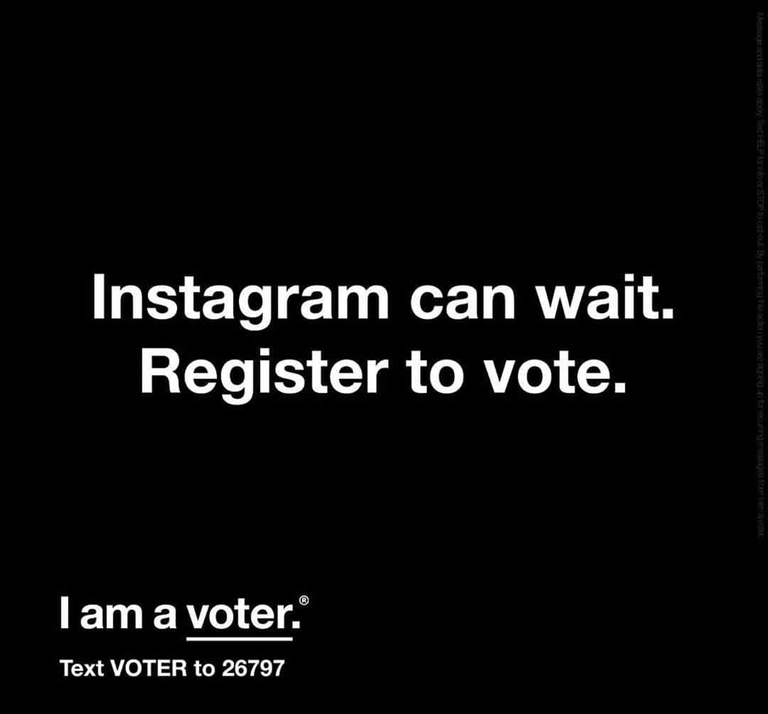 メリッサ・ラウシュのインスタグラム：「Today on #NationalVoterRegistrationDay, text VOTER to 26797 to make sure you are registered to vote and to receive all important election information.  If you are already registered, text VOTER to 26797 to find out if you are eligible to vote early or to vote by mail and request your mail-in ballot. #iamavoter」